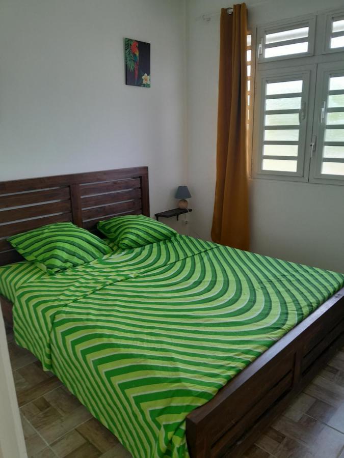 Kami Lodge F3 Jacuzzi Riviere-Salee Екстер'єр фото